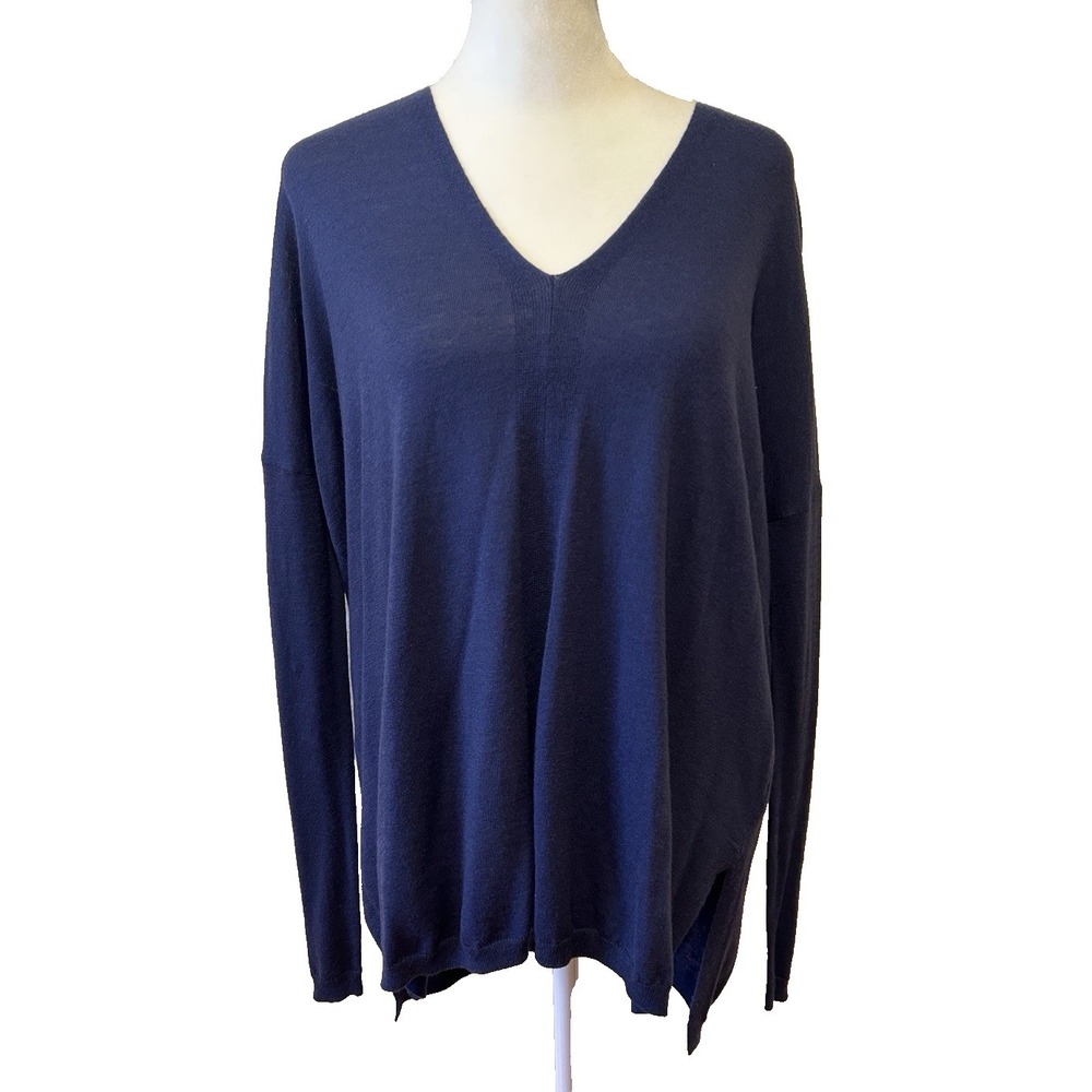 Vince Wool Blend Lightweight Sweater Blue Double V Size XXS Preppy Quiet Luxury